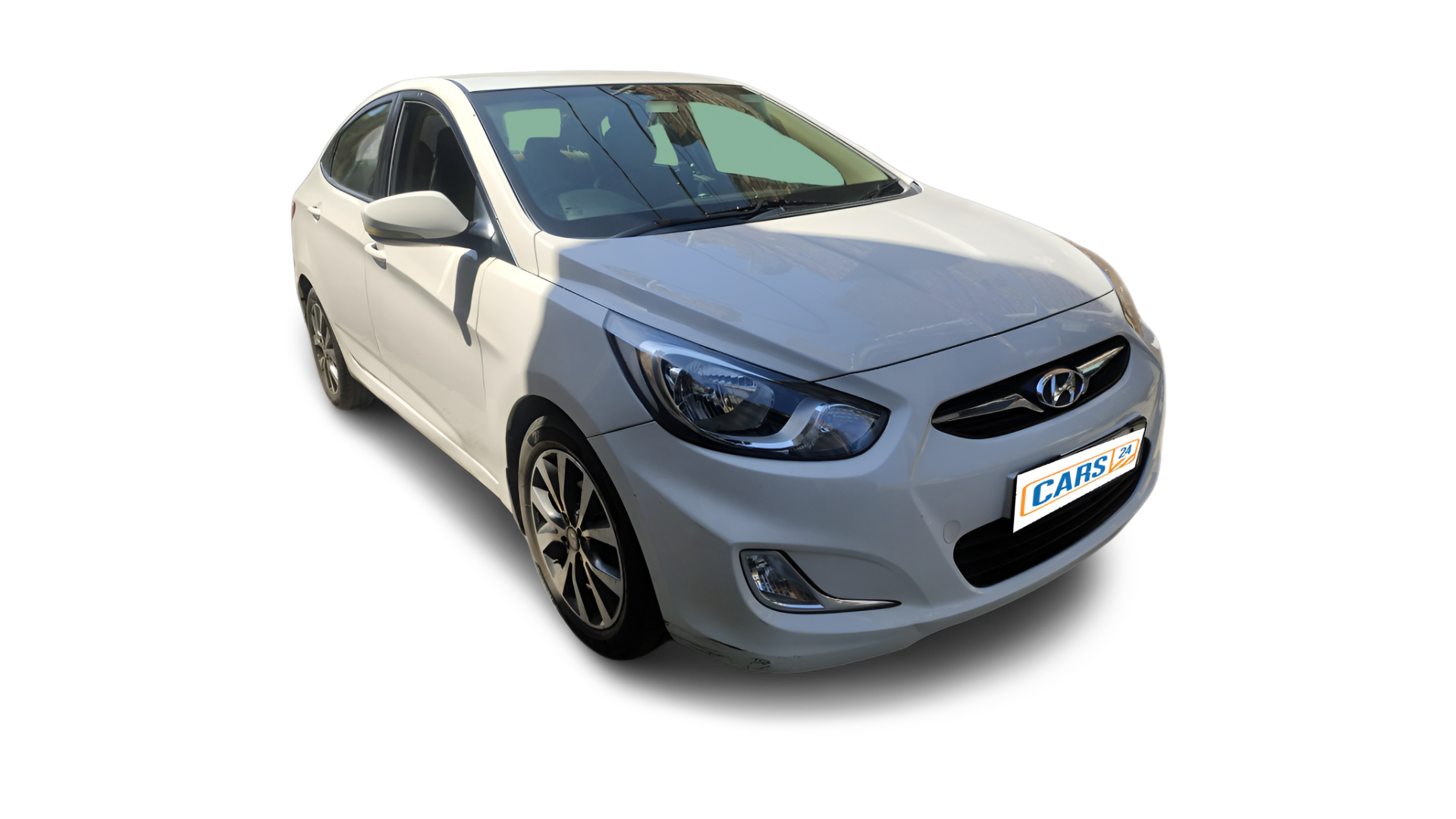2013 Hyundai Verna - Sedan - Diesel - Manual - ₹3.23 lakh